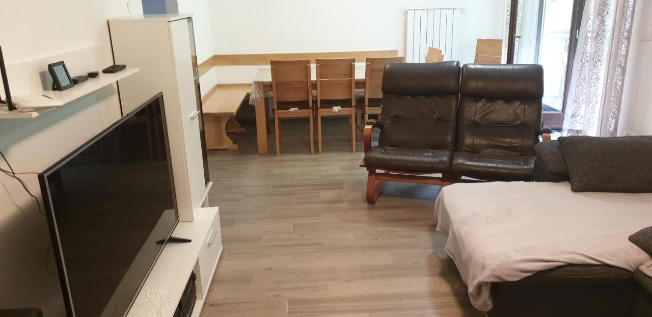 Apartmaji Vitez Apartma 2 Бовец Экстерьер фото